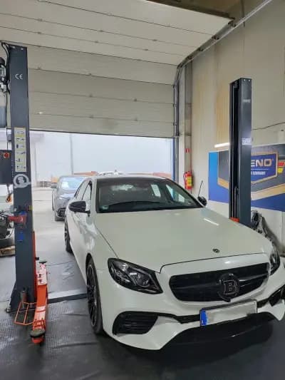 Автосервиз Мад Ауто 23 ЕООД / MAD AUTO