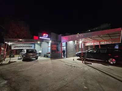 Денонощен сервиз за гуми Спартак /TIRE SERVICE NON STOP 24/7