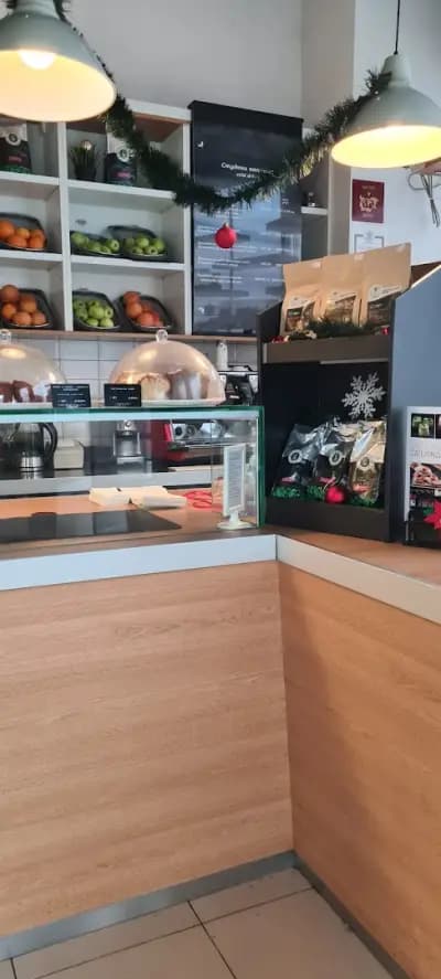 Green Deli Cafe