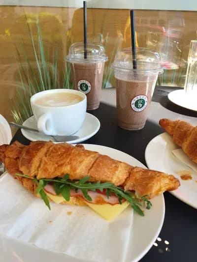 Green Deli Cafe