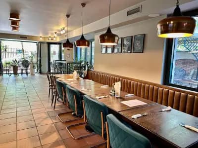 Cafe Restaurant ZEUS