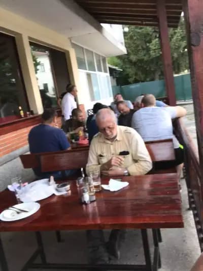 Кафене "Максимално"