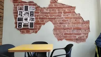 21 CORNER