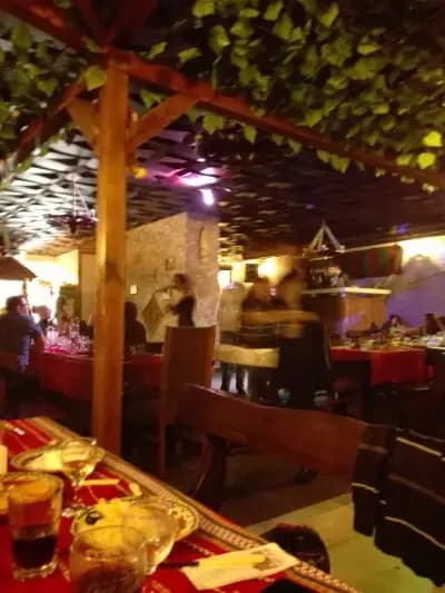 Paparazzi Bar & Dinner
