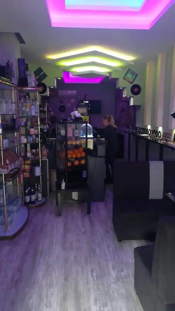 Bar Camel