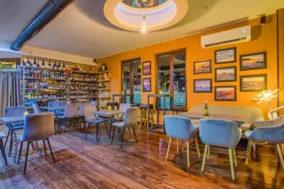 DiVino Bansko Wine Bar