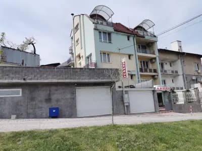 Семеен Хотел Деница