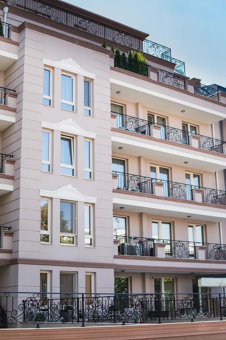 Kapana Luxury City Center Apartments with Garage