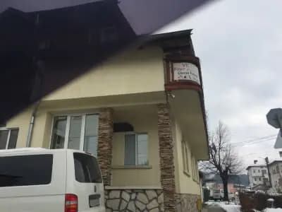 Хотел Четири Сезона