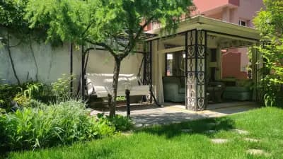R & R Apartments