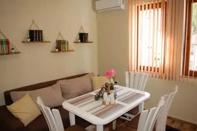 Petrov Apartment Tryavna