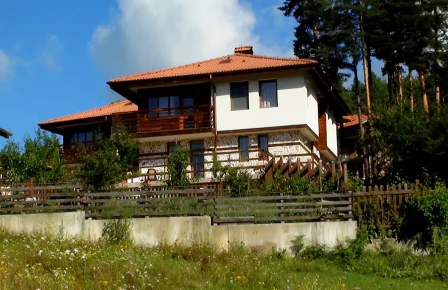 Къщи Тара