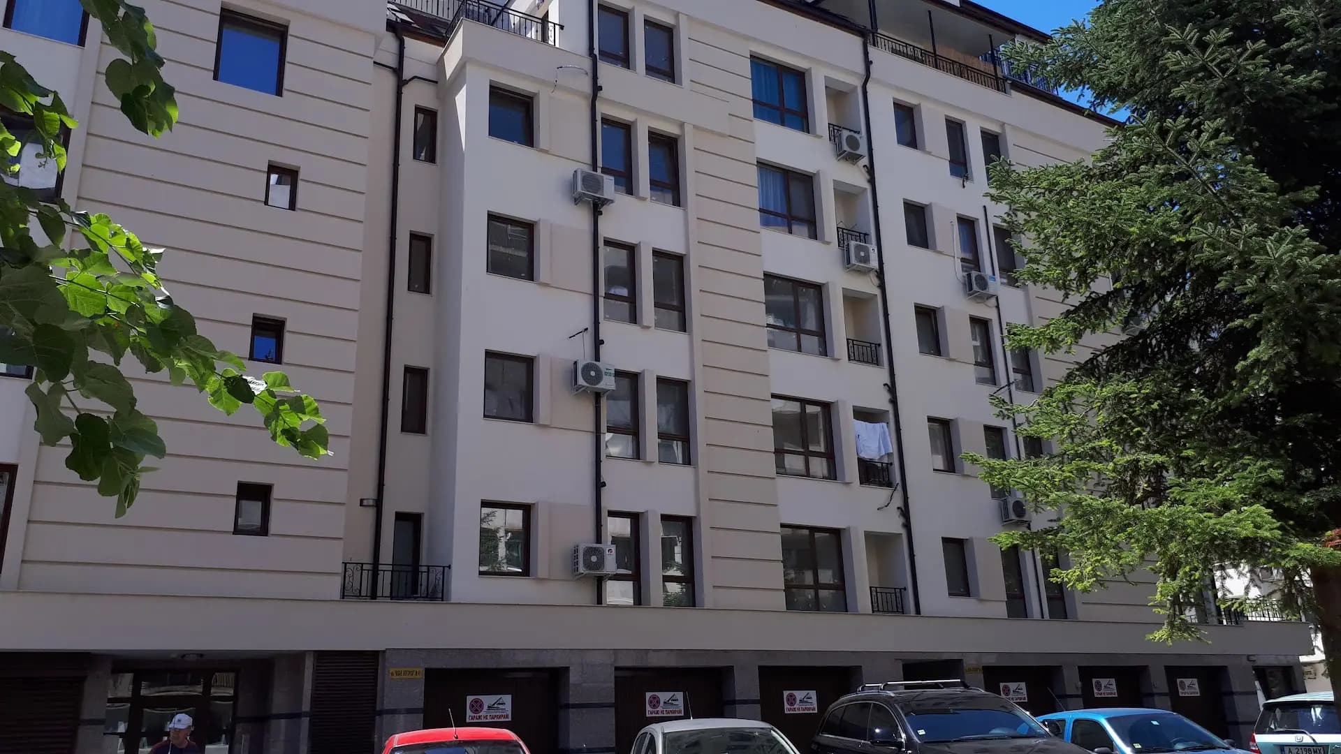 Apartments Flora