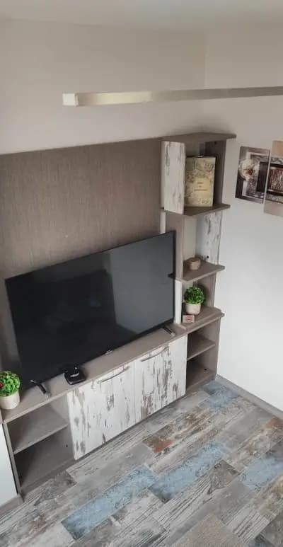 Kiki Home
