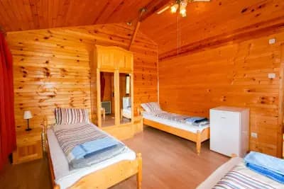 BUNGALOWS SKI PISTA Govedarci