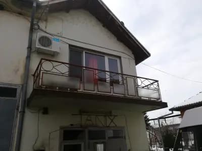 Квартири Анатоли