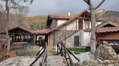 Градешки минерални бани
