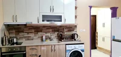 Къща за гости „Бенелюкс“ / Misafir evi ,,Benelux”