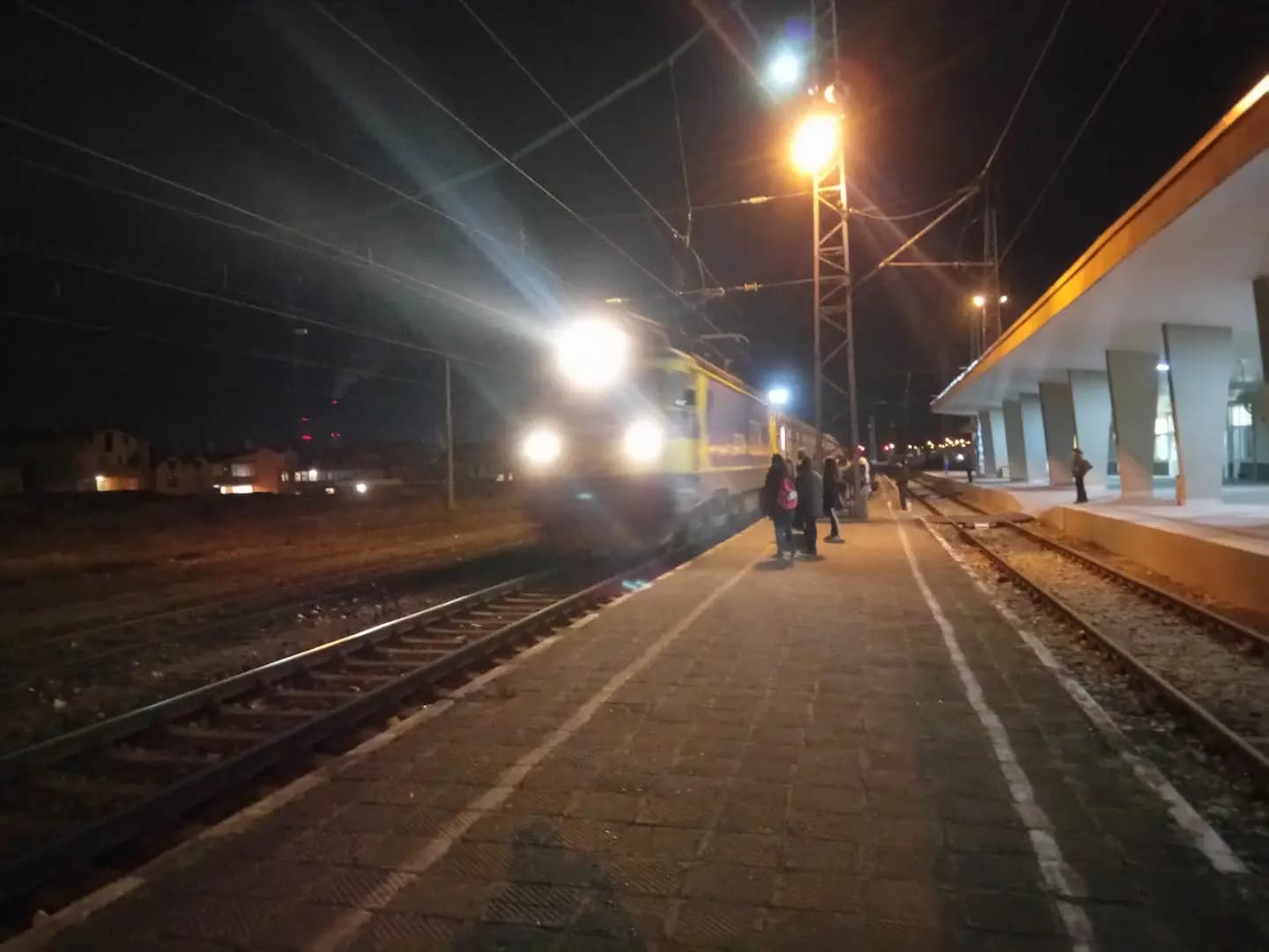 Къща за гости и басейн „Дива“