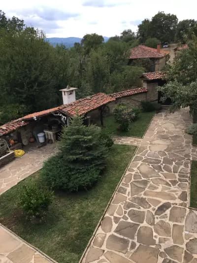 кьща за гости Свети Никола