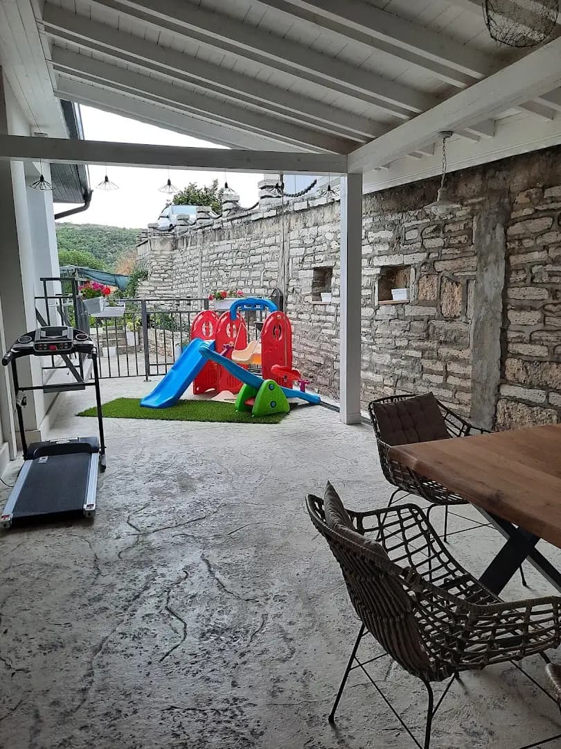 GUEST HOUSE RHEA / КЪЩА ЗА ГОСТИ РЕЯ