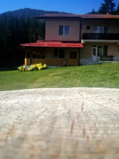 Къщи за гости "Кутлата"