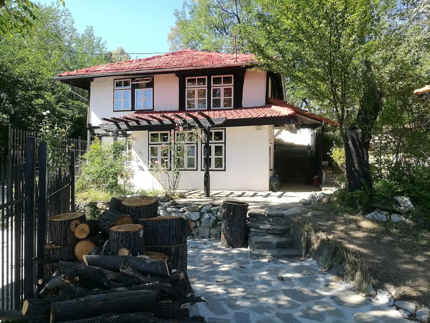 Старата къща Лисец