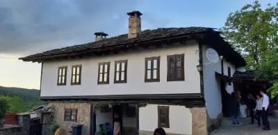 Старата къща