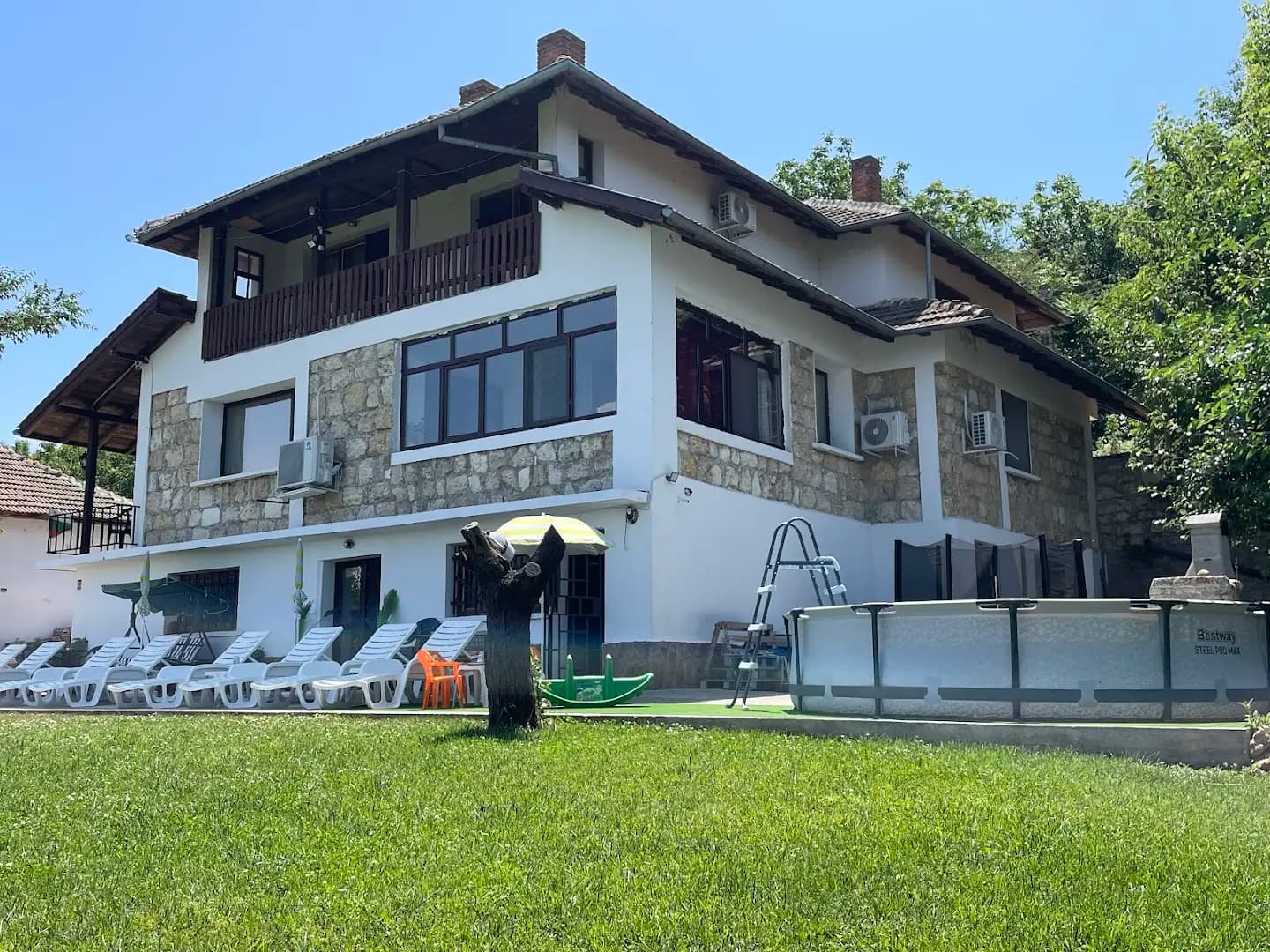 Стефанови Палас