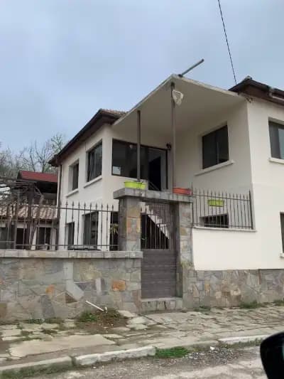 Стаи за гости „Пей Сърце“