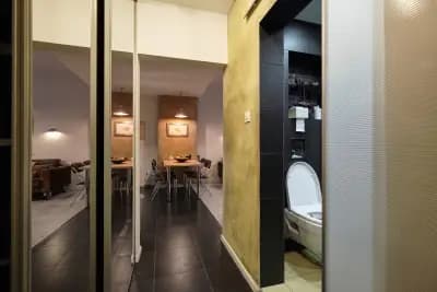 Funky Flat
