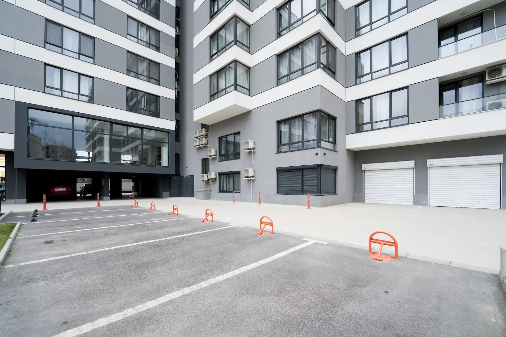 WOW studios for rent - bul Montevideo 25A - B