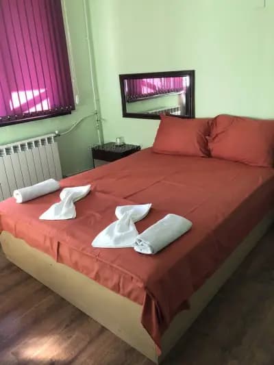 КОРОНА