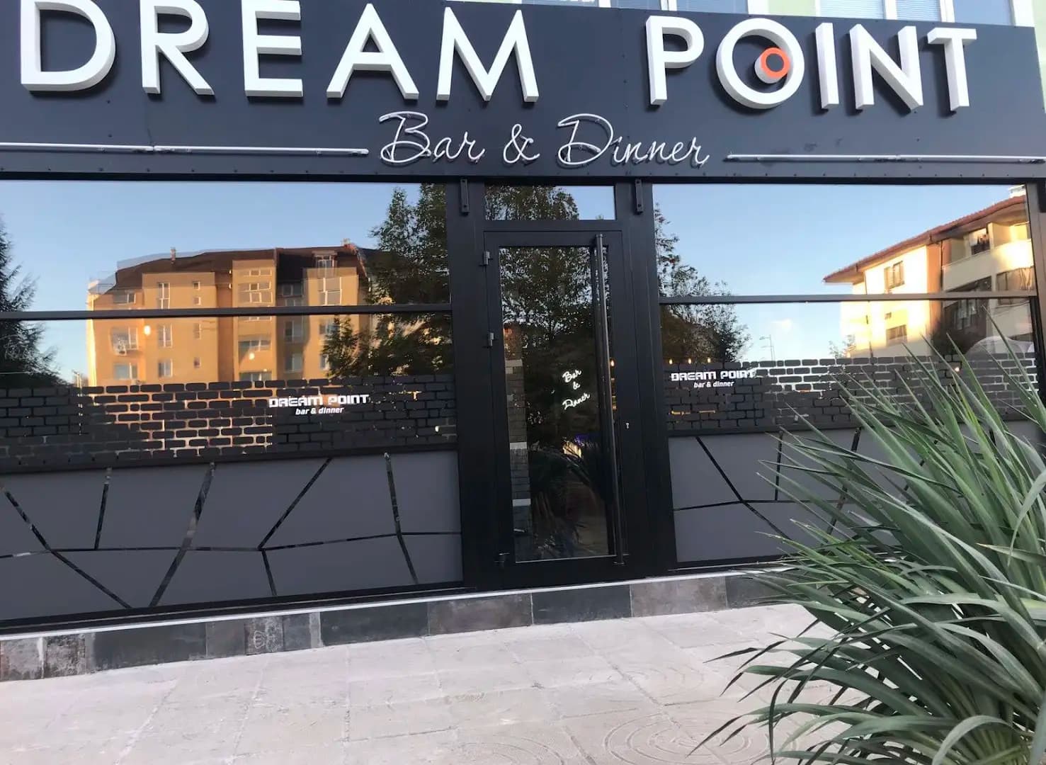 DREAM POINT bar&dinner