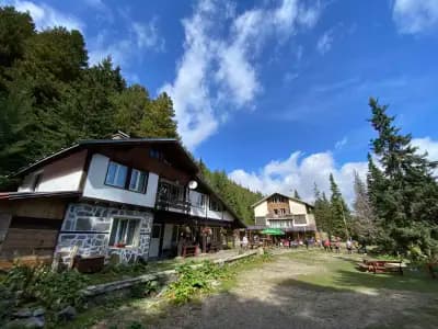 Хижа Скакавица