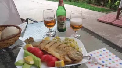 Къща „Марчела“ и ресторант „Мъри“