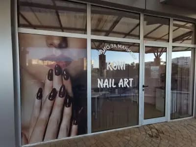 Roni Nail Art