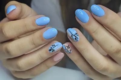 Салон за маникюр ''Adi Nails ART''