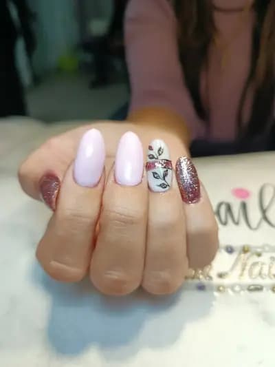 Маникюр Габрово "Dream Nails T"