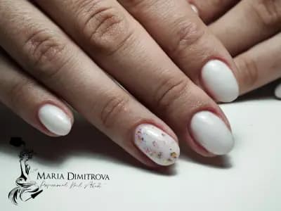 Maria Dimitrova Professional Nail Artist