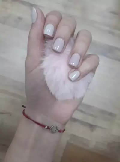 Beauty Studio Queens's І Салон за красота І Маникюр І Педикюр І Пилинг І Изграждане І Декорации І Медицински педикюр