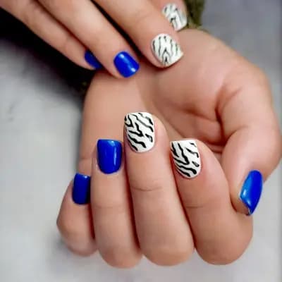 Салон за маникюр и педикюр The Nail Place