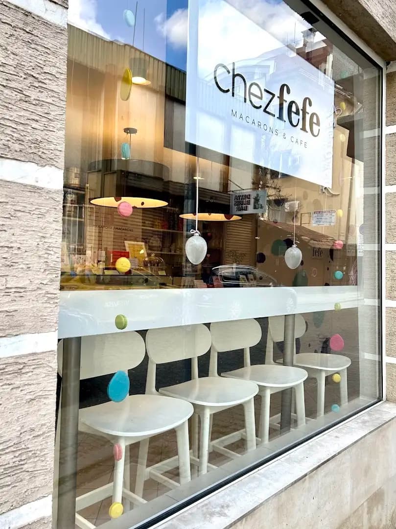 Chez Fefe macarons & café