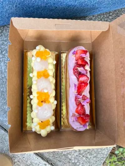 Les Éclairs