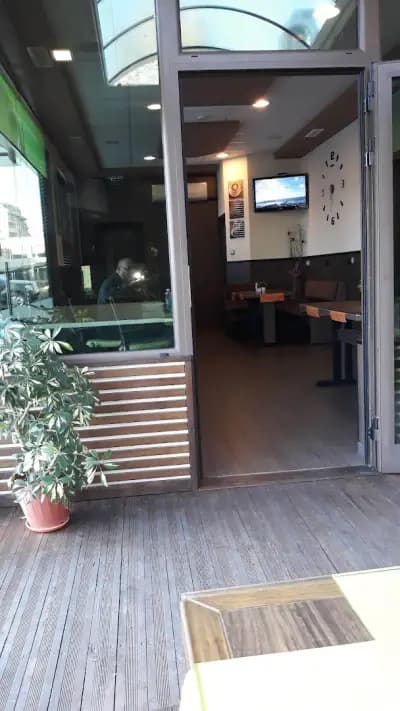 Gusto Pizza and Grill
