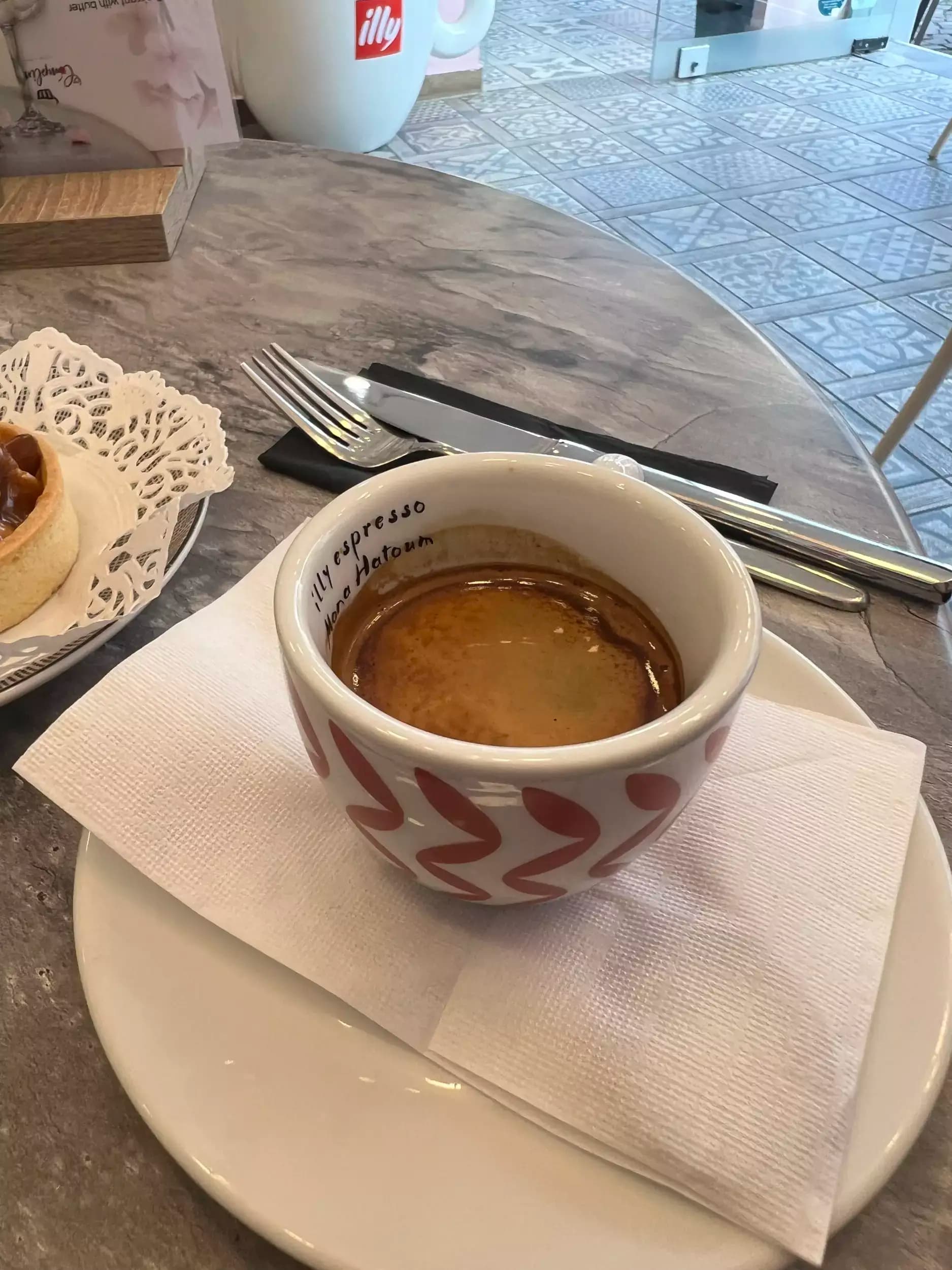 Complimenti - Coffee & Desserts | Декорирани торти, Сватбени тори, Сладолед, Кетъринг, Италианско кафе Пловдив