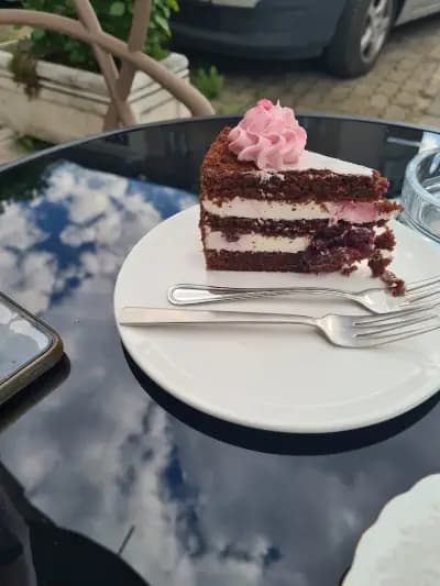 Mary's bakery