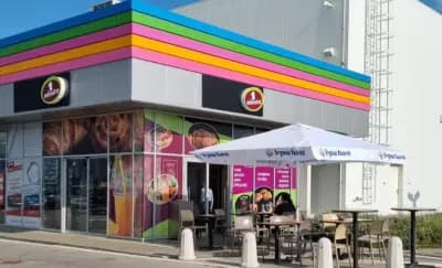 One Minute XOPark (Jumbo Plaza) - Сандвичи, Салати, Десерти, Цигари, Безалкохолни напитки, Захарни изделия
