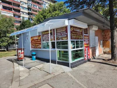 Баничарница и Балканска Скара Пиле на Грил Комплекс Западния парк