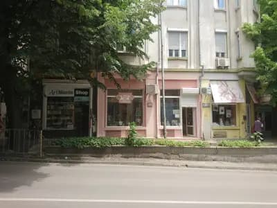 Галерия „Евелин“